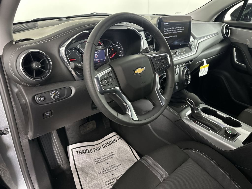 New 2026 Chevrolet Blazer LT w/ Convenience Package AWD/4WD image 10