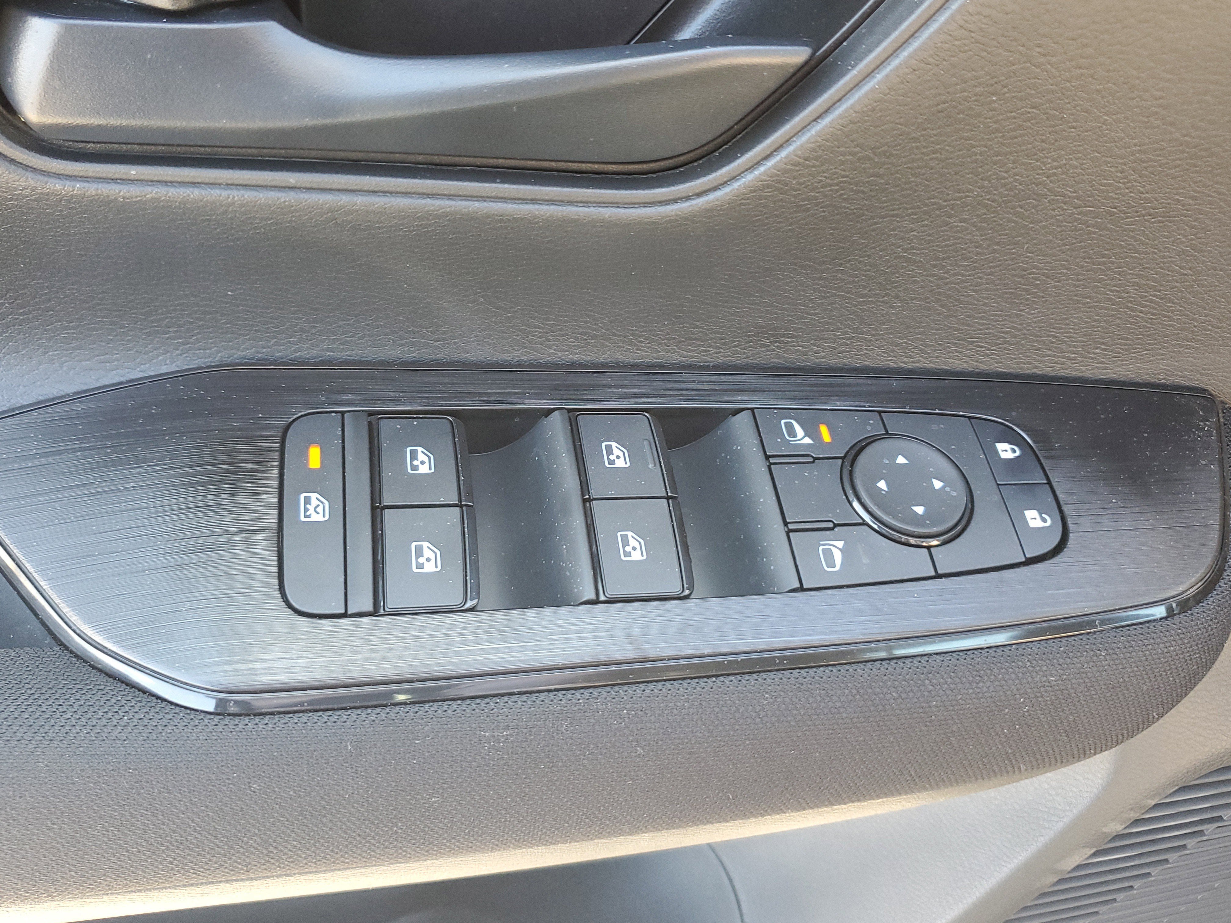 New 2026 Nissan Kicks S FWD image 13