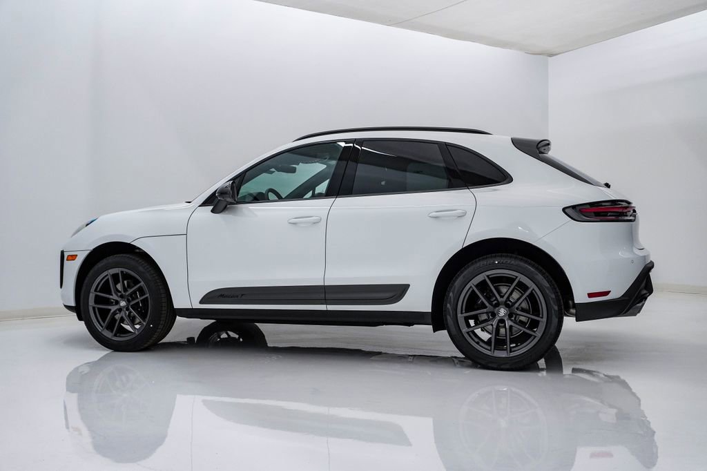 New 2026 Porsche Macan Turbo image 2