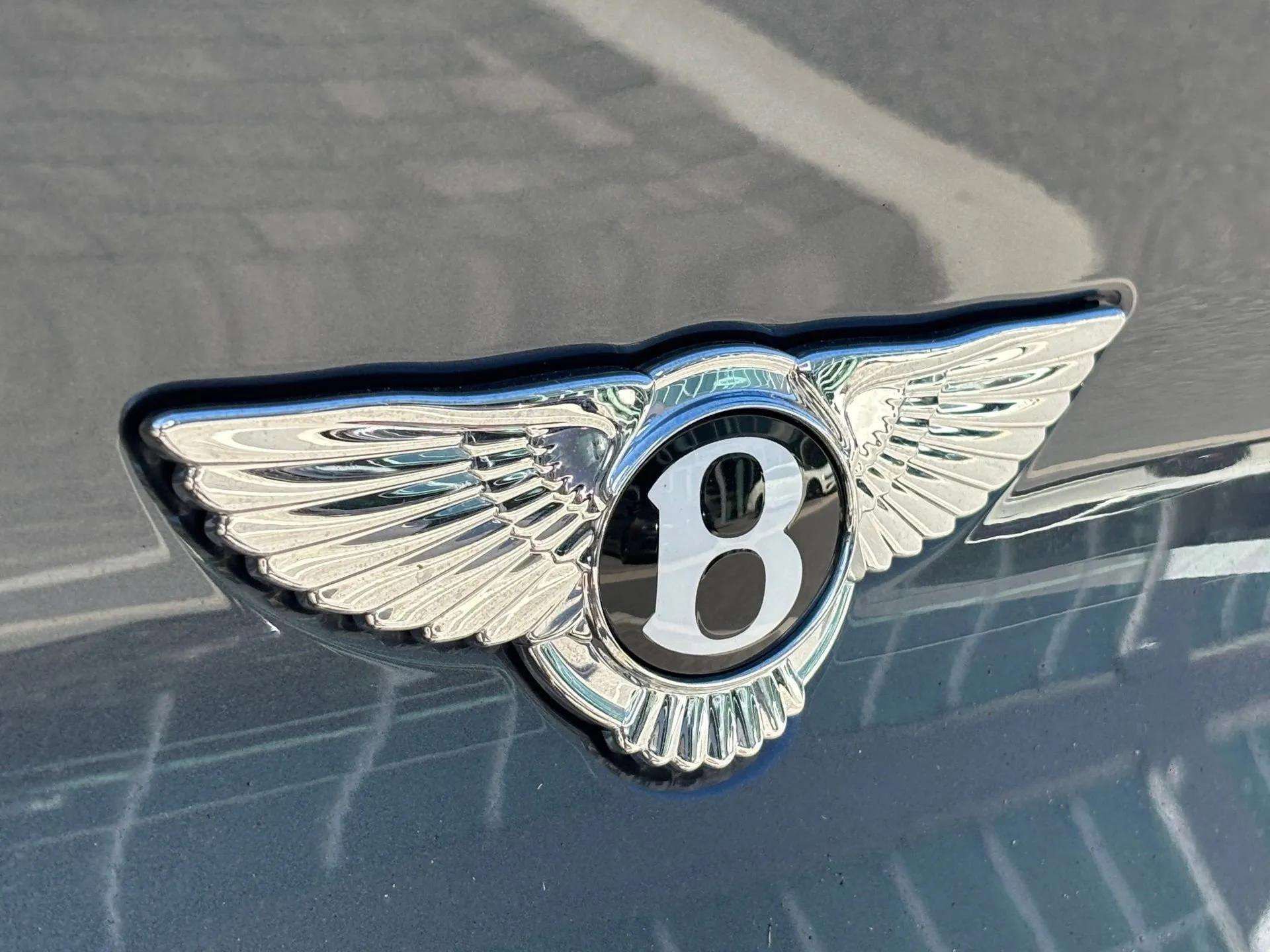 New 2025 Bentley Bentayga Extended Wheelbase image 45