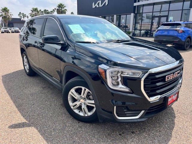 Used 2024 GMC Terrain SLE w/ LPO, Floor Liner Package
