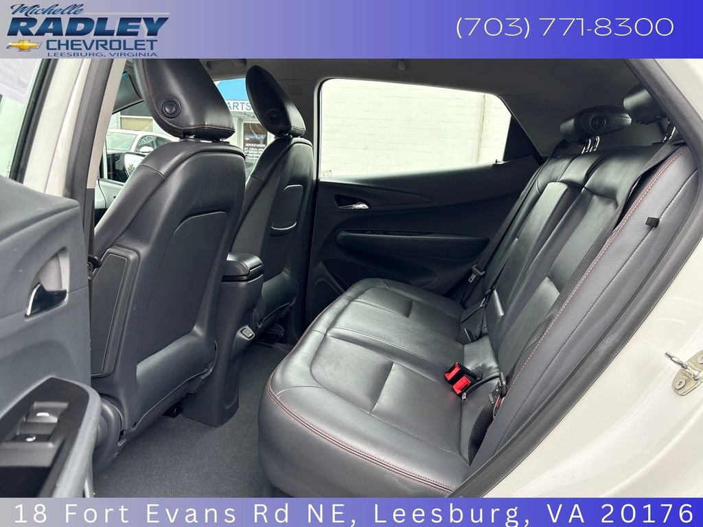 Used 2019 Chevrolet Bolt Premier w/ Infotainment Package FWD image 23