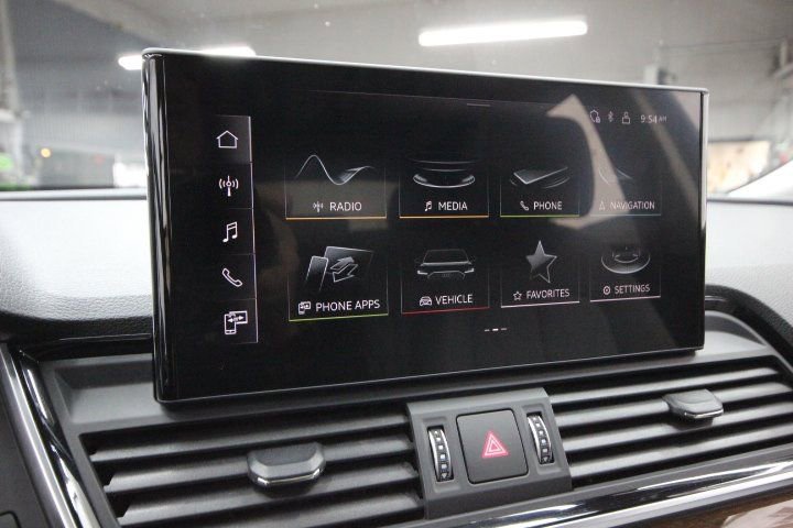 Used 2022 Audi Q5 2.0T Premium w/ Convenience Package AWD/4WD image 17