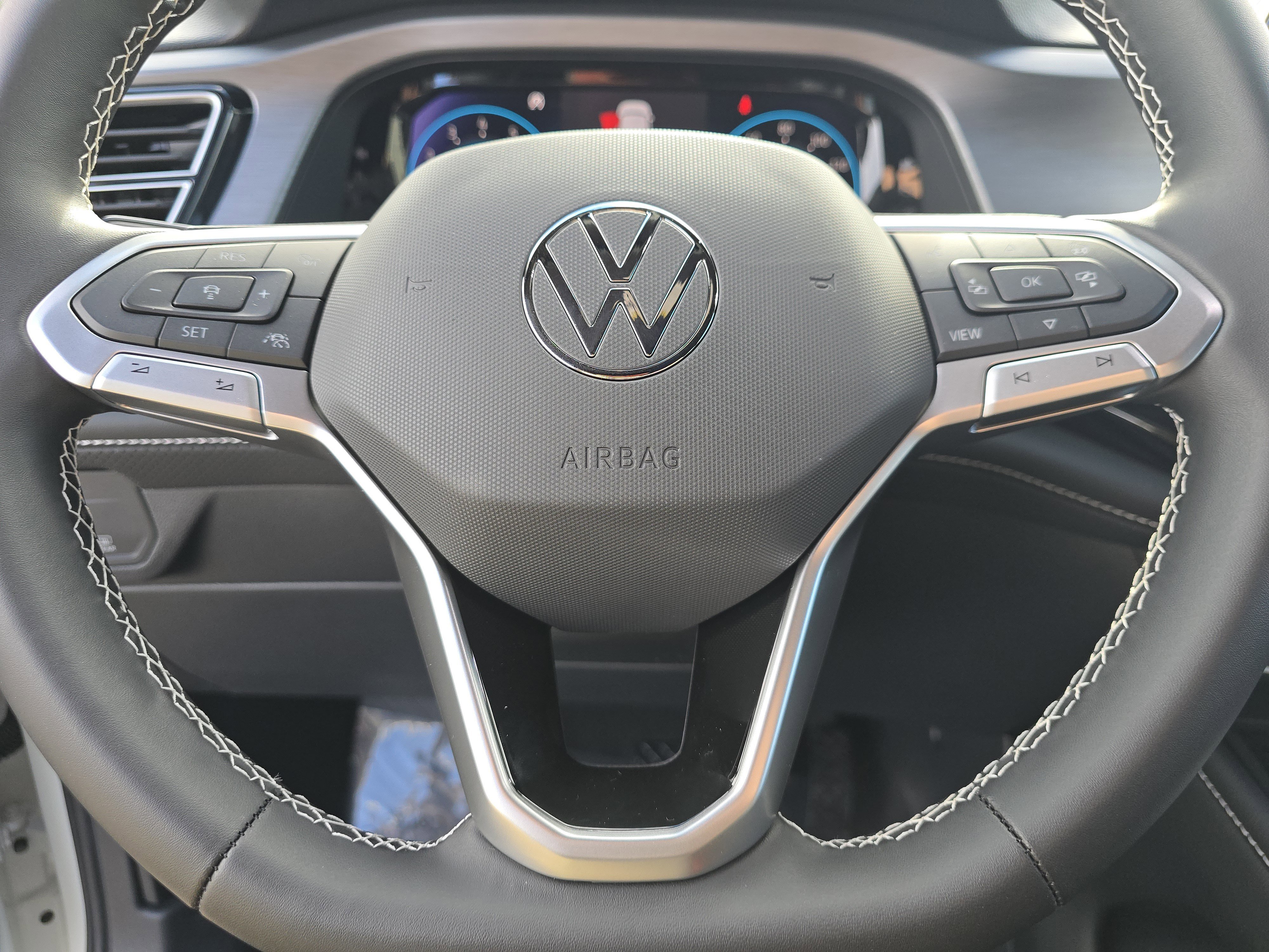 New 2026 Volkswagen Atlas Cross Sport SE image 18