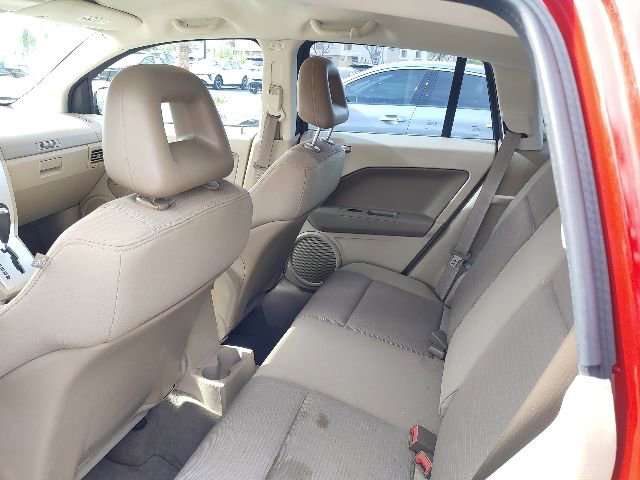 Used 2009 Dodge Caliber SXT FWD image 6