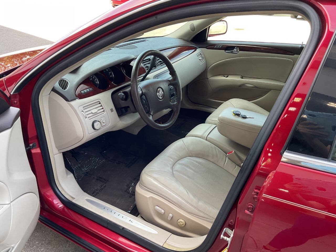 Used 2008 Buick Lucerne CXL w/ Driver Confidence Package FWD image 15