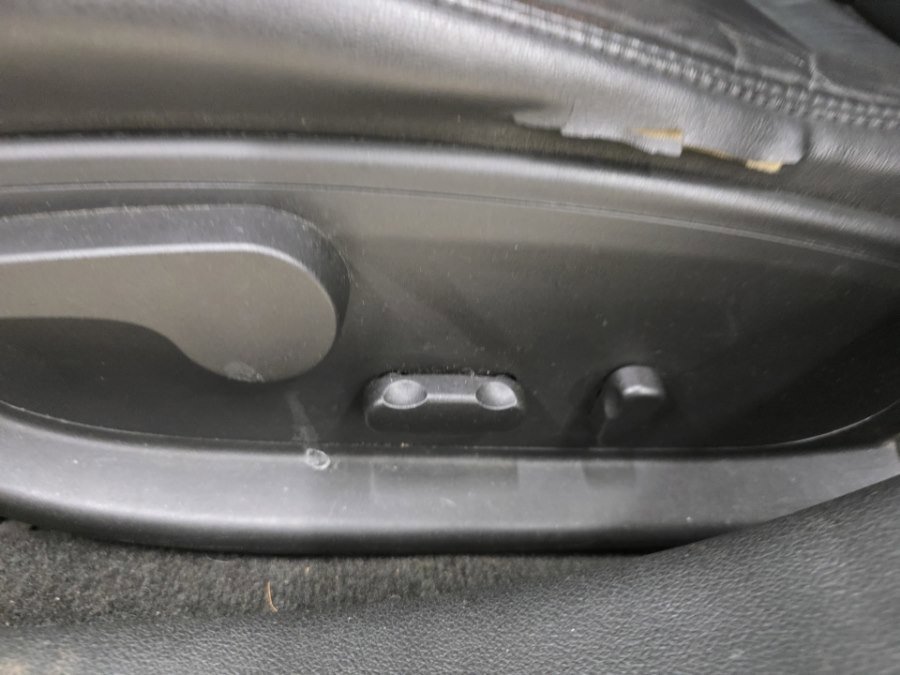 Used 2012 Chevrolet Impala LTZ FWD image 28