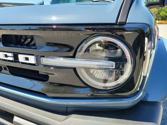 Used 2025 Ford Bronco Outer Banks AWD/4WD image 16