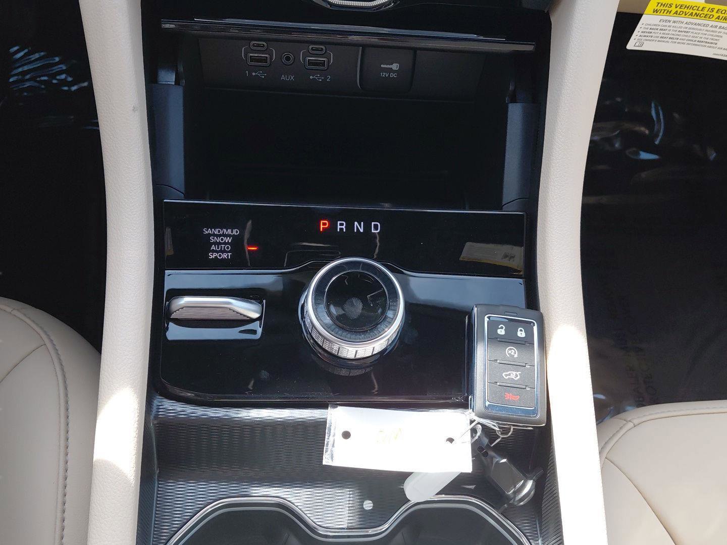 New 2026 Jeep Grand Cherokee Limited w/ Trailer Tow Package image 29