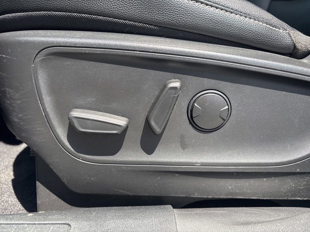 Used 2022 Ford Escape SEL w/ Technology Package FWD image 24