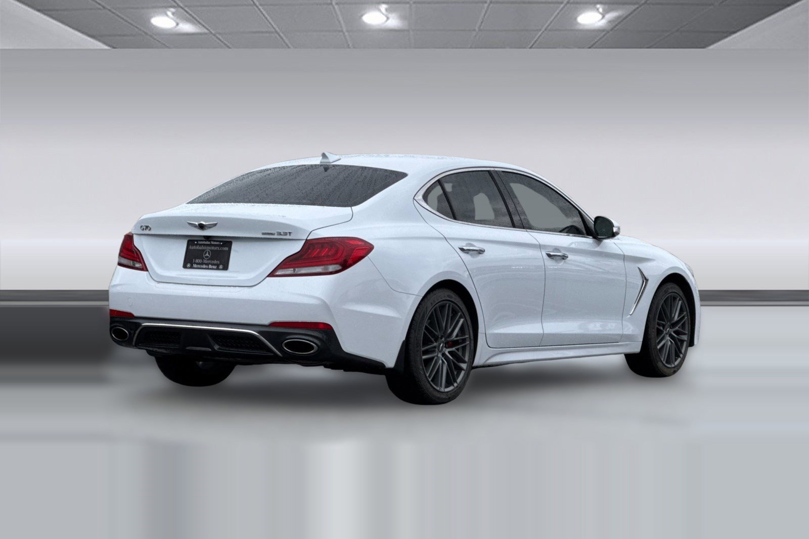 Used 2019 Genesis G70 3.3T Advanced image 8