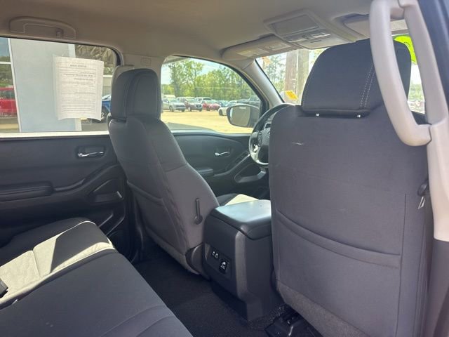 Used 2022 Nissan Frontier SV image 27