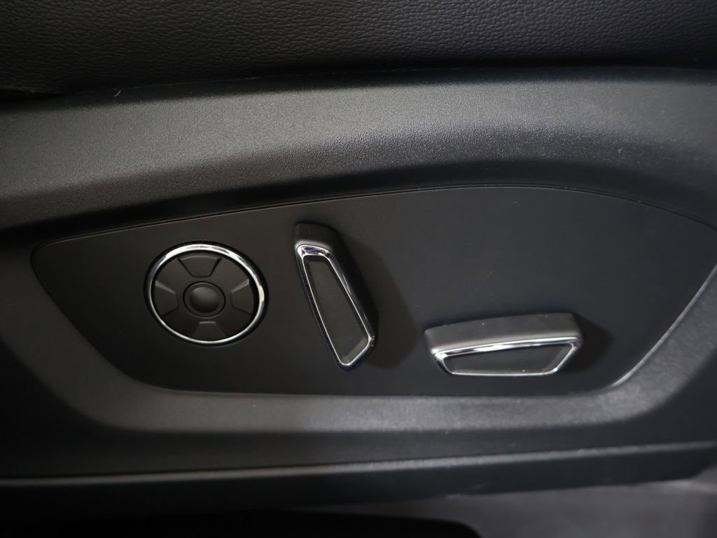 Used 2020 Ford Explorer ST w/ ST Street Pack AWD/4WD image 41