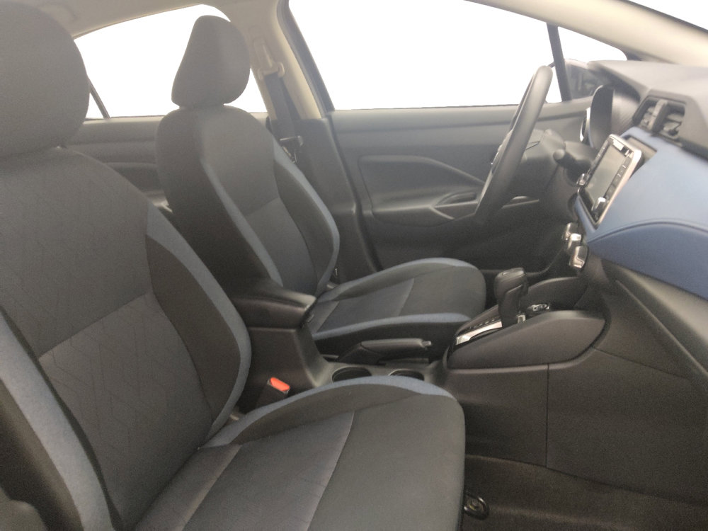 Used 2023 Nissan Versa SV image 21