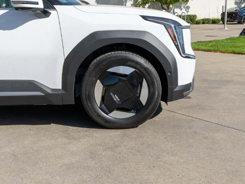 New 2026 Kia EV9 Wind AWD/4WD image 38
