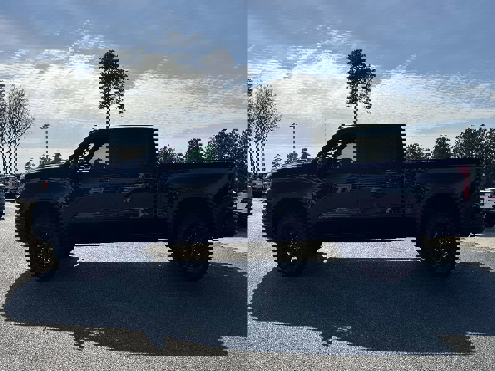 Used 2026 Chevrolet Silverado 1500 ZR2 w/ Dark Appearance Package image 6