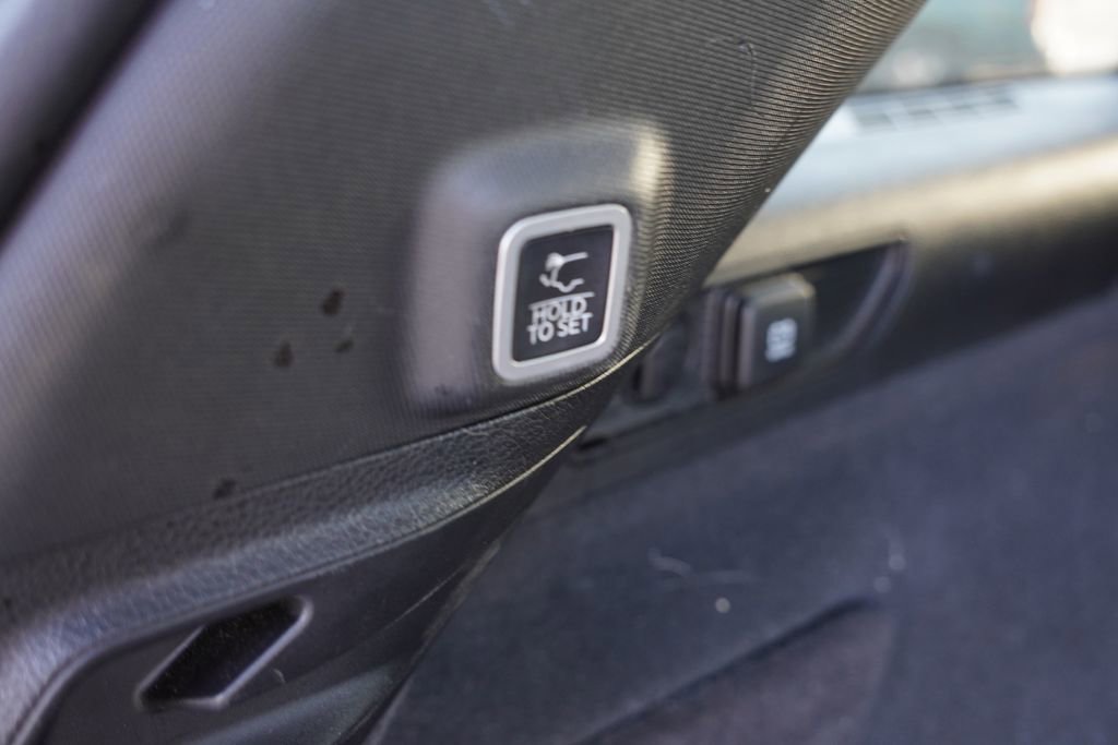 Used 2023 Jeep Grand Cherokee Overland w/ Luxury Tech Group IV image 23