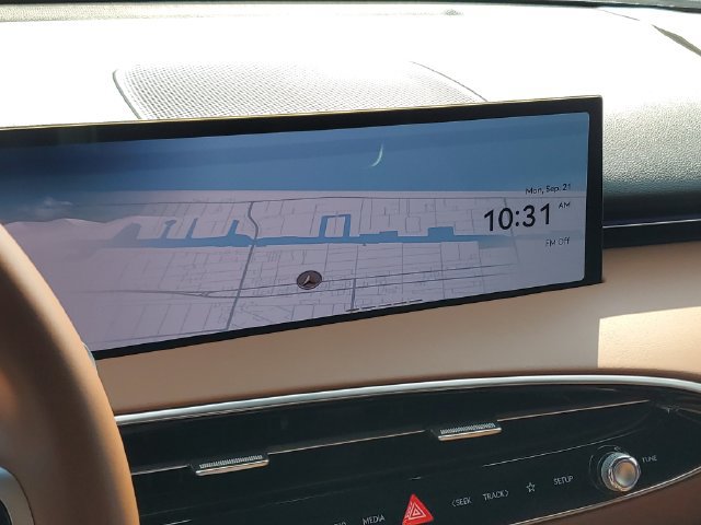 Certified 2026 Genesis GV70 2.5T Advanced AWD/4WD image 19