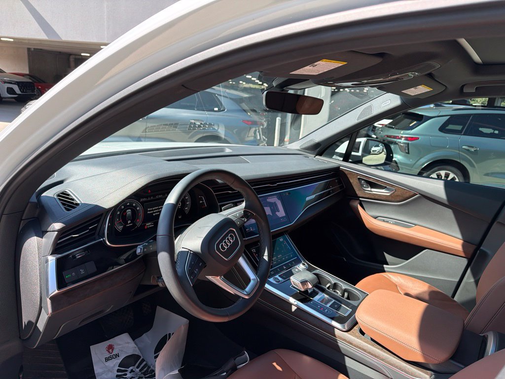 Used 2025 Audi Q7 3.0T Premium Plus AWD/4WD image 12
