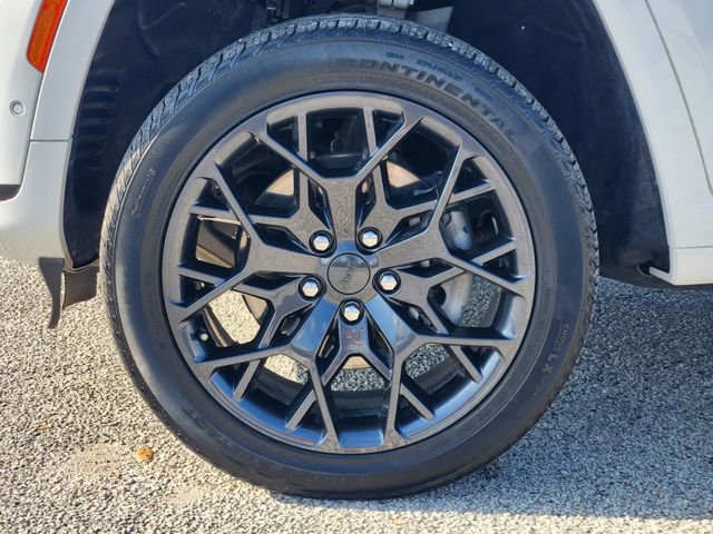 Used 2024 Jeep Grand Cherokee L Summit w/ Advanced Protech Group IV image 10