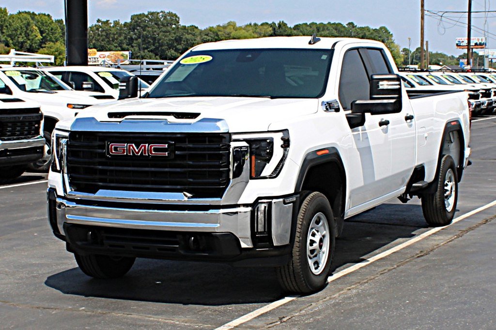 Used 2025 GMC Sierra 2500 Pro w/ Convenience Package RWD image 2