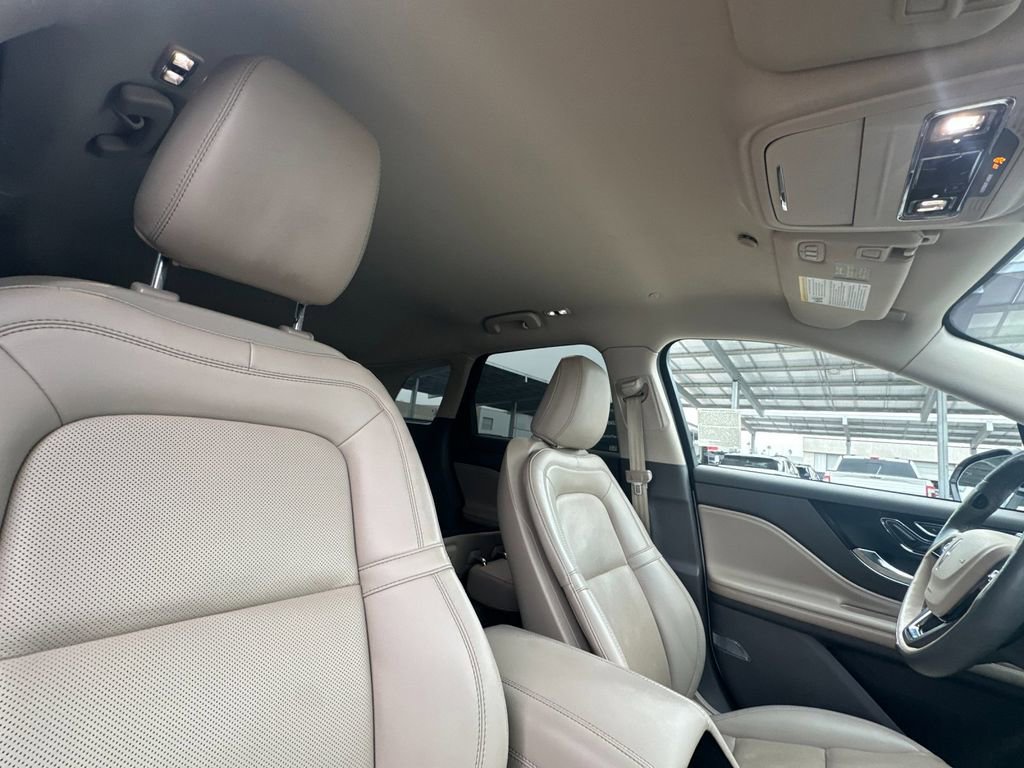 Certified 2023 Lincoln Corsair Reserve w/ Equipment Group 201A image 18