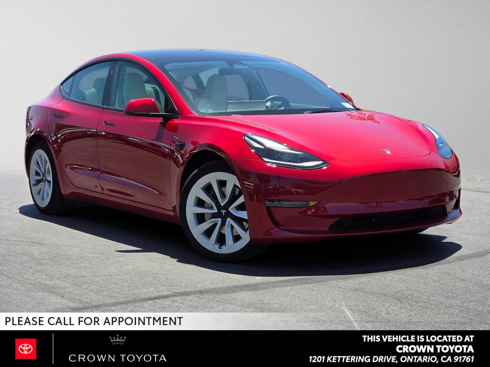Used 2023 Tesla Model 3 Standard Range RWD image 1