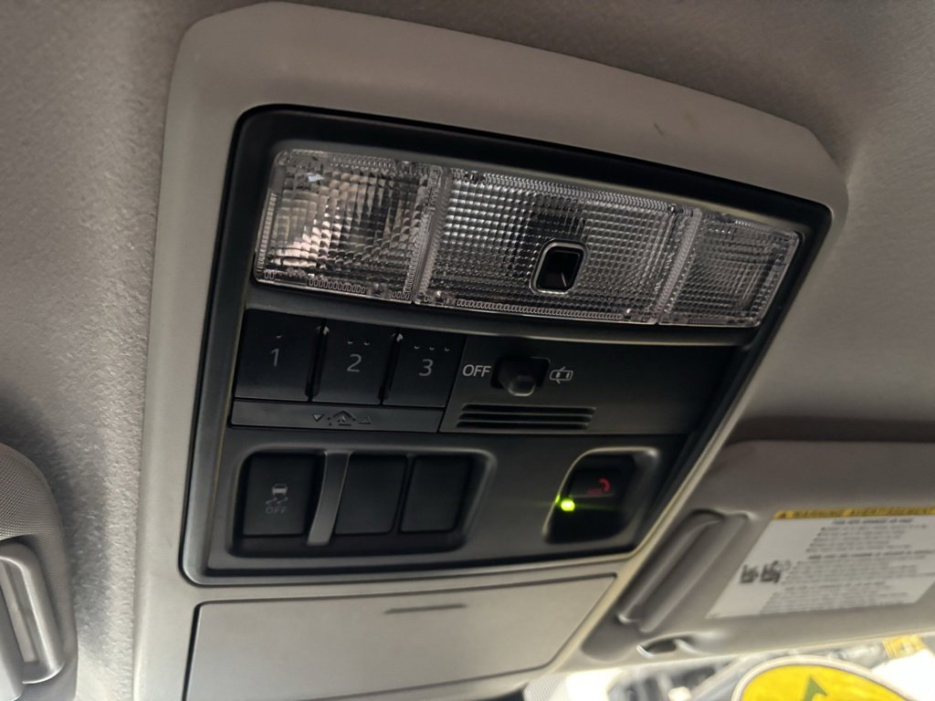 Used 2021 Toyota 4Runner SR5 Premium image 25