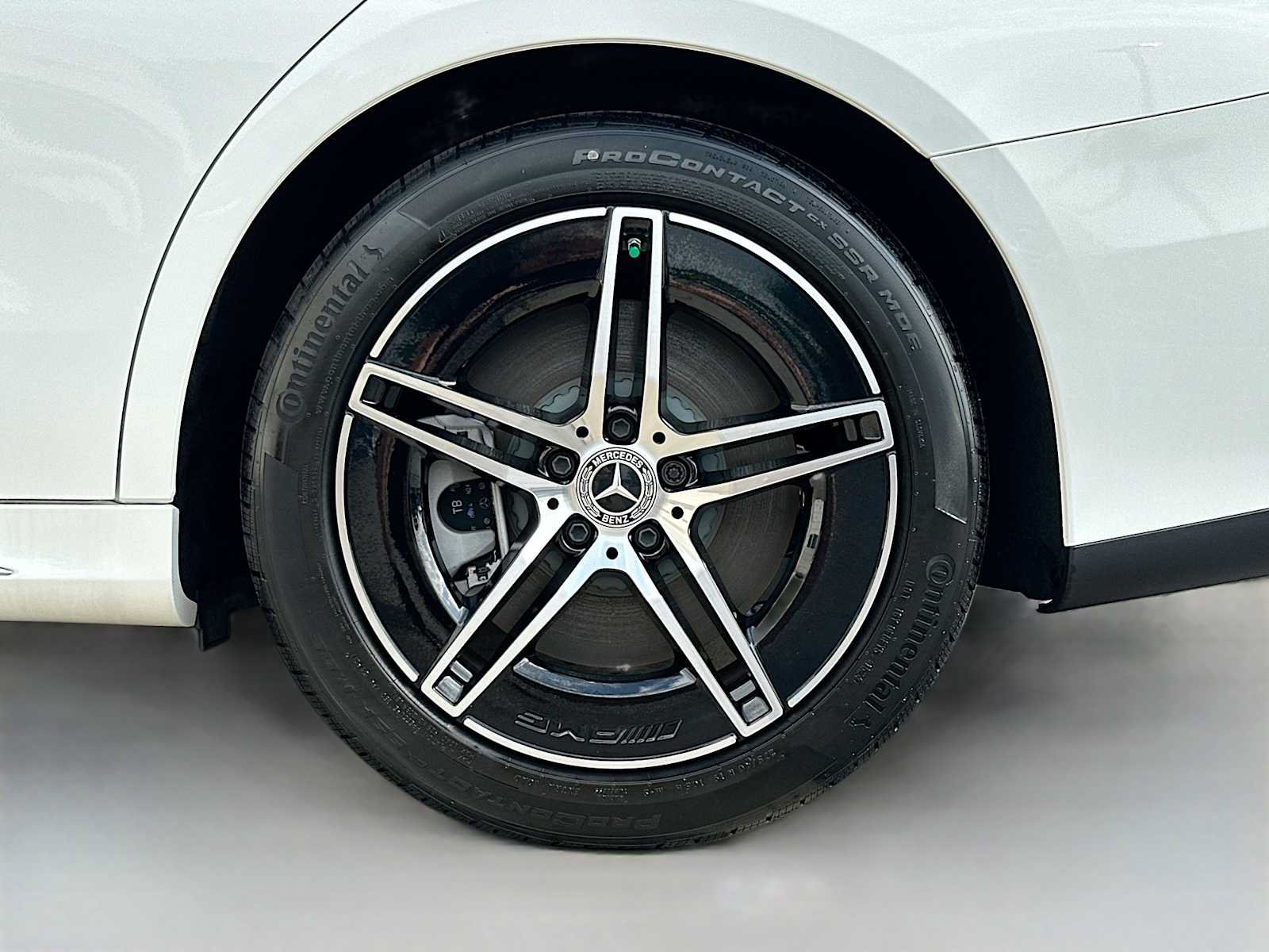 Used 2024 Mercedes-Benz E 450 4MATIC Sedan w/ Winter Package image 32