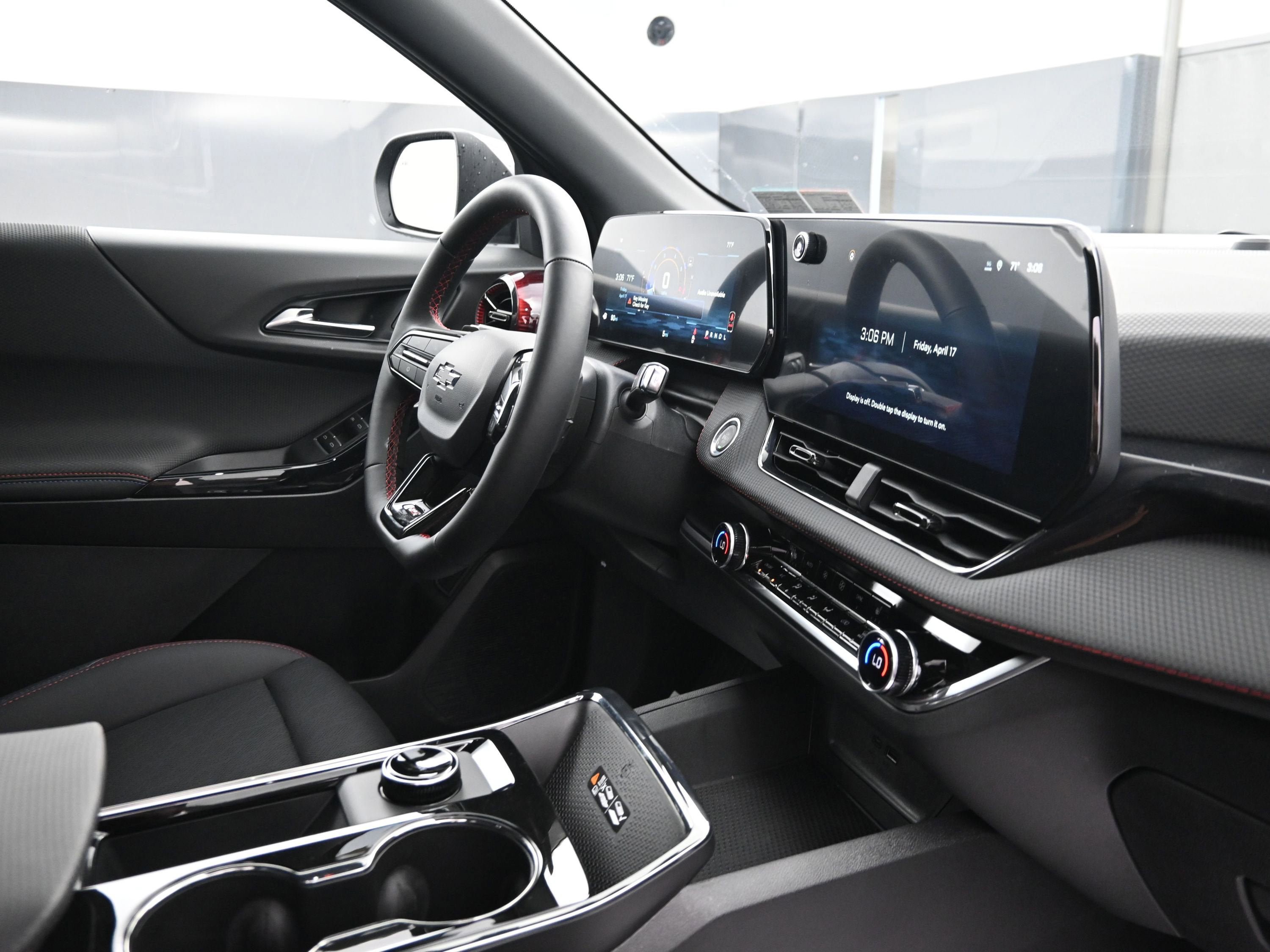 New 2026 Chevrolet Equinox RS w/ Safety and Technology Package image 31