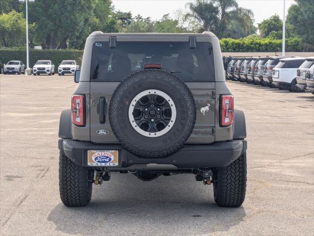 New 2026 Ford Bronco Badlands AWD/4WD image 4