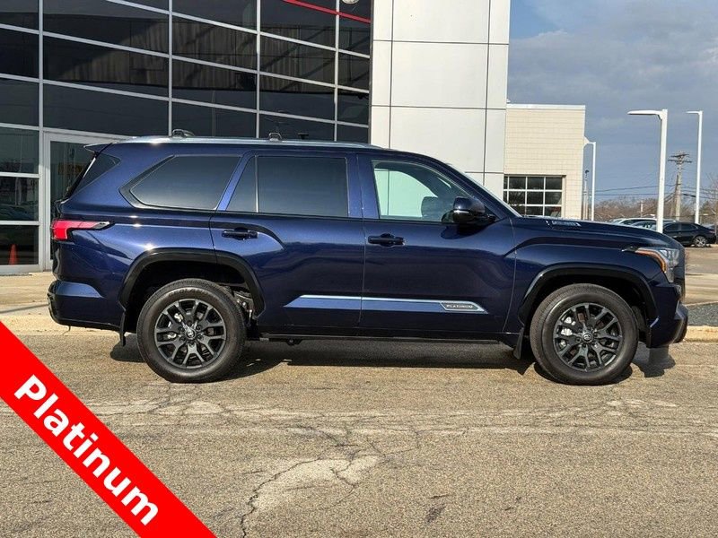 Used 2025 Toyota Sequoia Platinum image 2