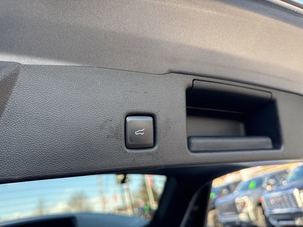 Used 2022 Ford Escape SEL image 38