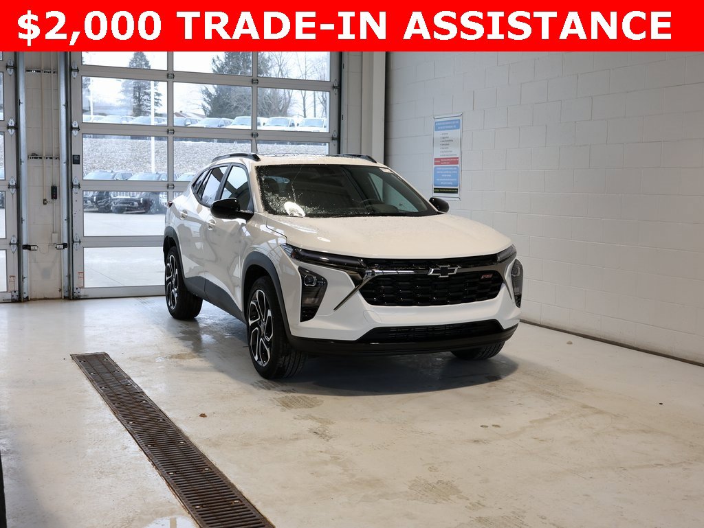 New 2026 Chevrolet Trax RS w/ Sunroof Package image 2