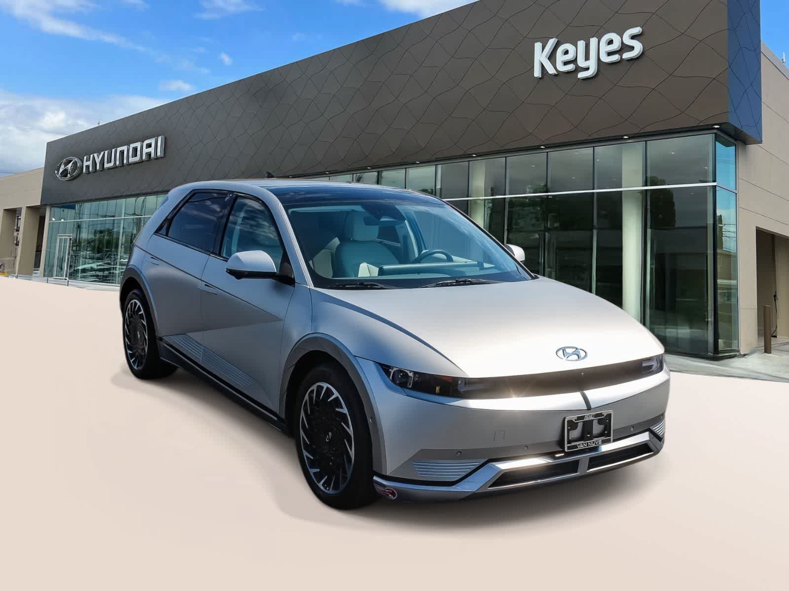 Used 2023 Hyundai Ioniq 5 Limited AWD/4WD image 3