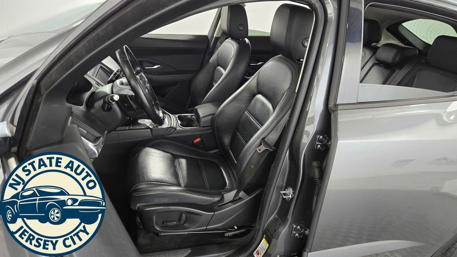 Used 2020 Jaguar E-PACE image 27