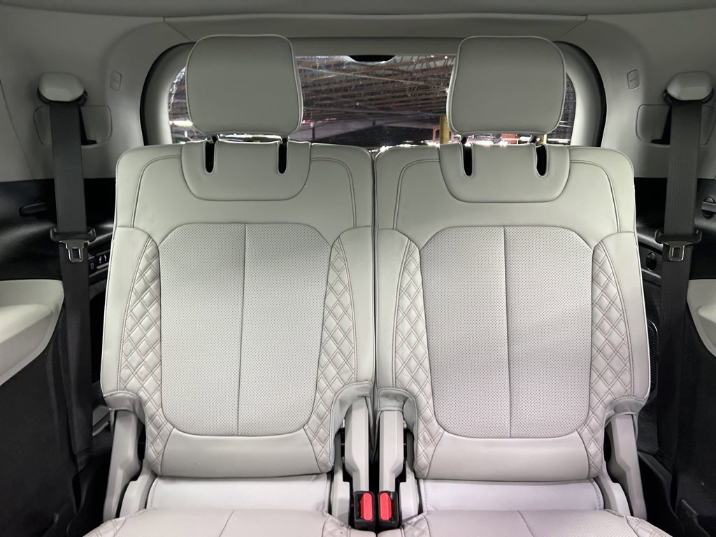 Used 2022 Jeep Grand Cherokee L Summit w/ Advanced Protech Group IV image 11