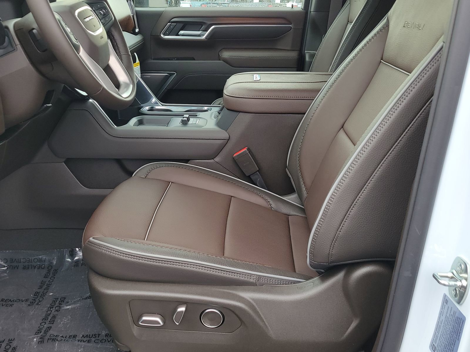 New 2026 GMC Sierra 2500 Denali w/ Denali Reserve Package AWD/4WD image 9