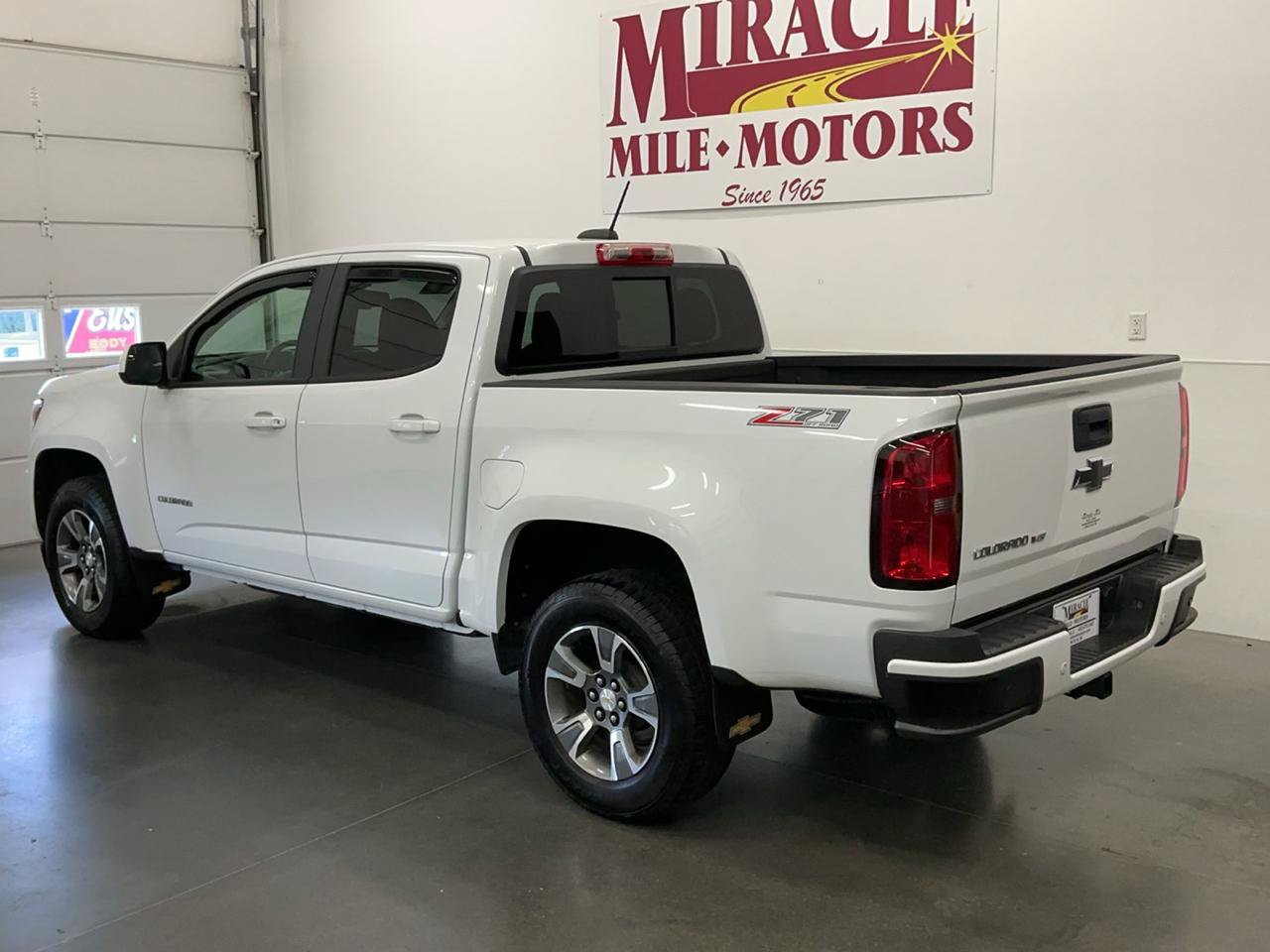 Used 2019 Chevrolet Colorado Z71 AWD/4WD image 4