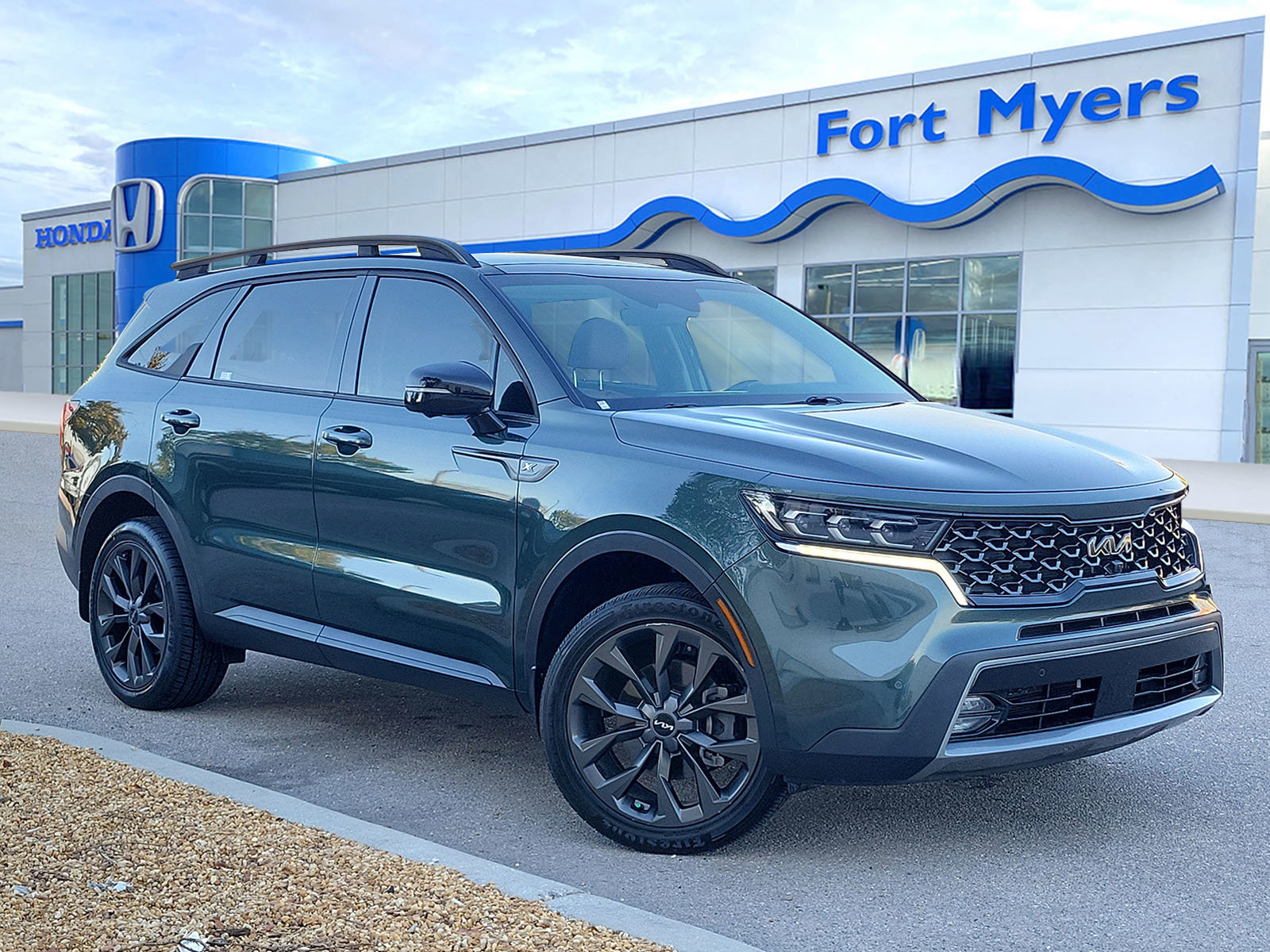 Used 2023 Kia Sorento SX Prestige image 1