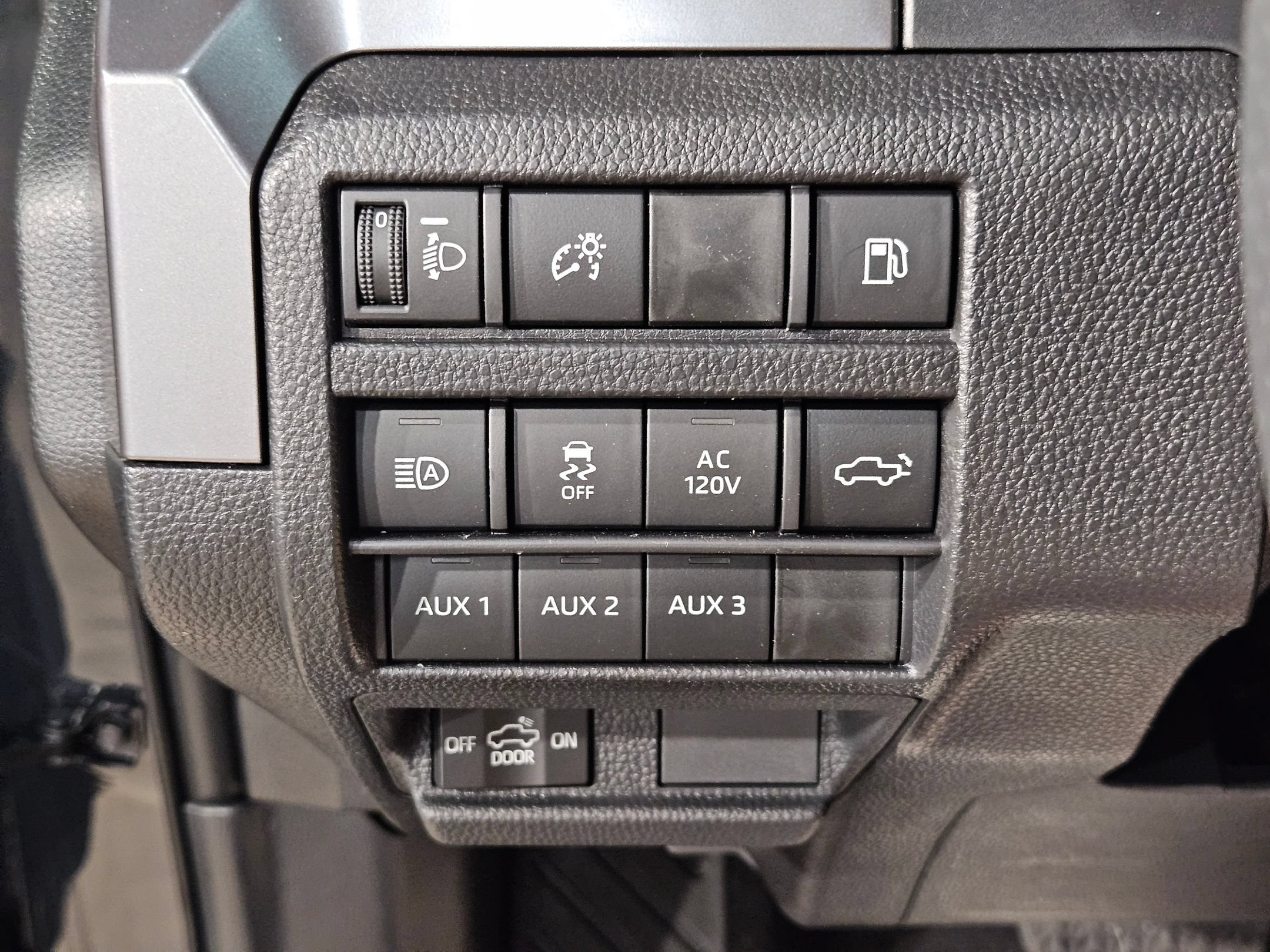 New 2026 Toyota Tacoma TRD Off-Road AWD/4WD image 14