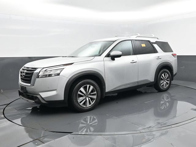 Used 2023 Nissan Pathfinder SL w/ Cargo Package