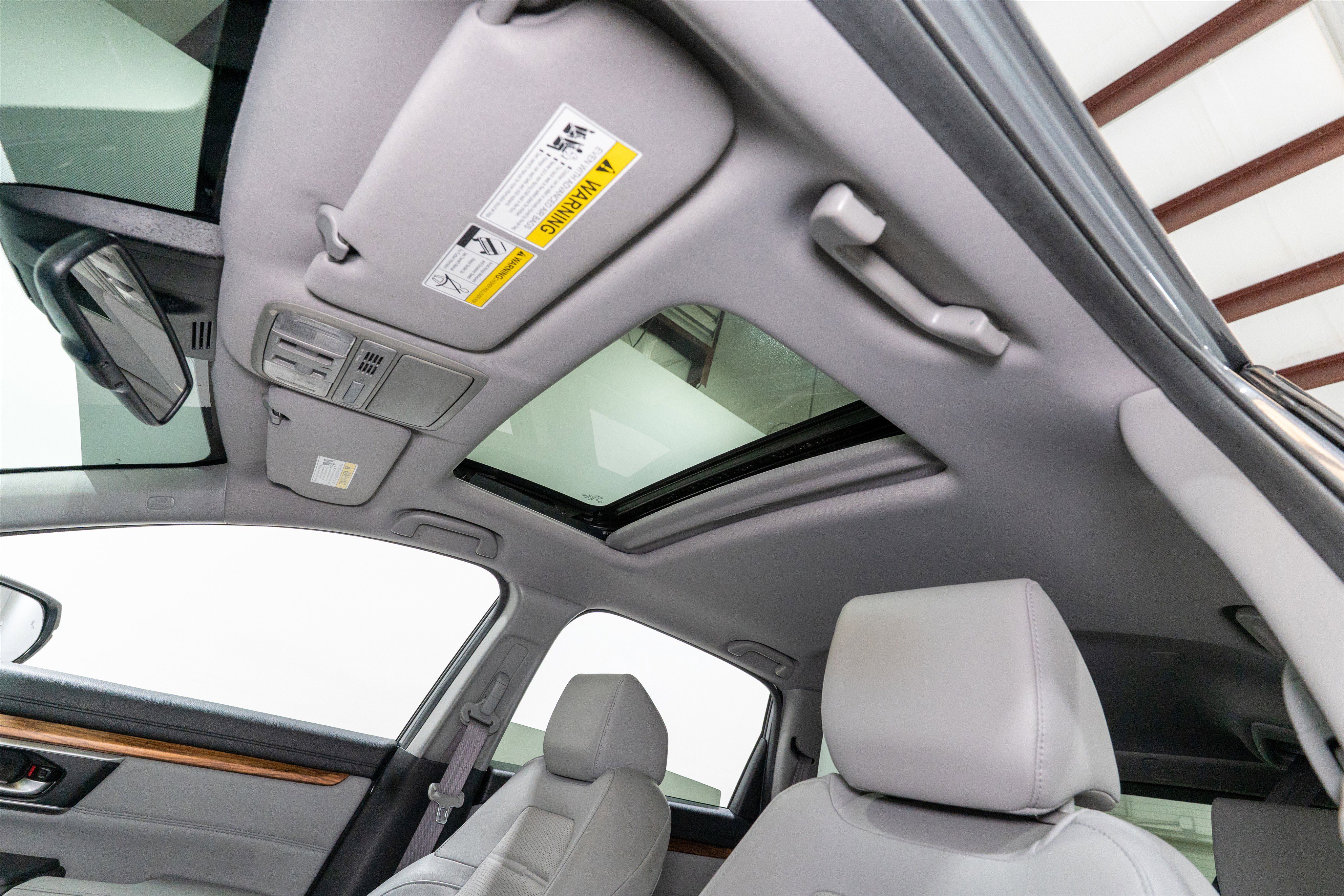 Used 2020 Honda CR-V Touring image 17