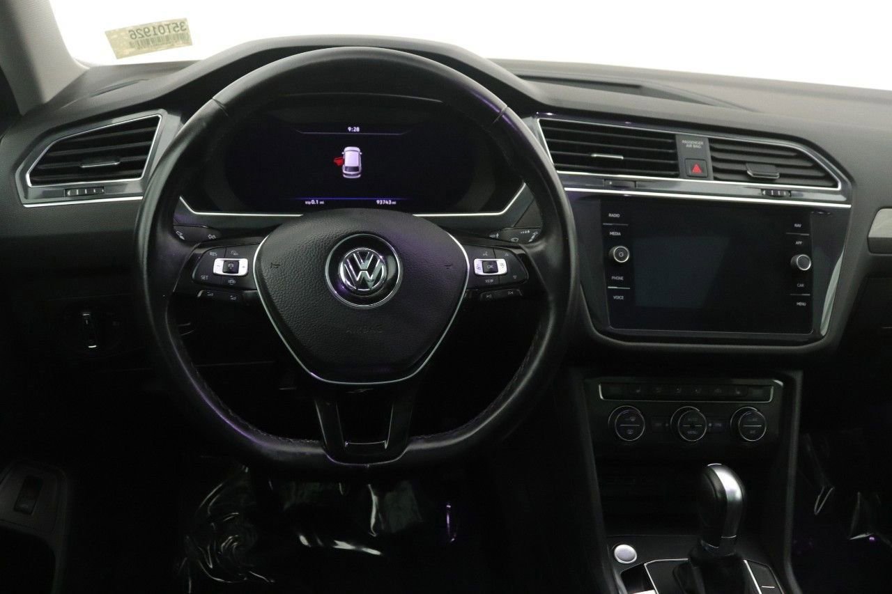 Used 2019 Volkswagen Tiguan SEL image 10