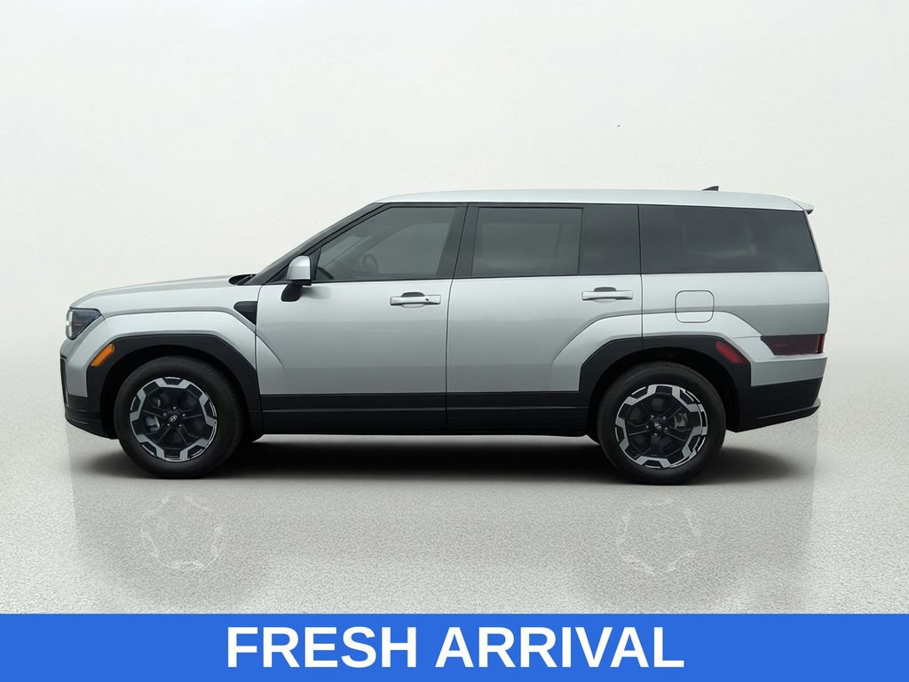 Used 2024 Hyundai Santa Fe SE FWD image 4