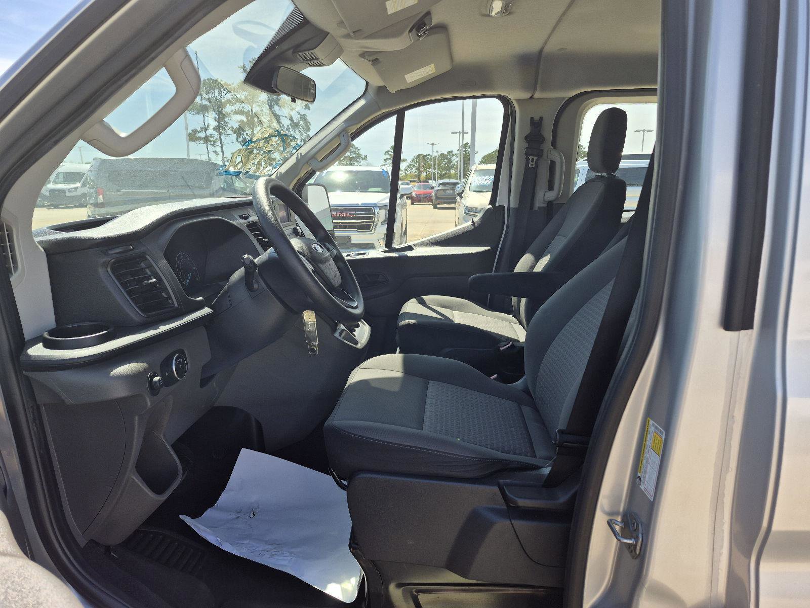 Certified 2020 Ford Transit 350 XLT image 2