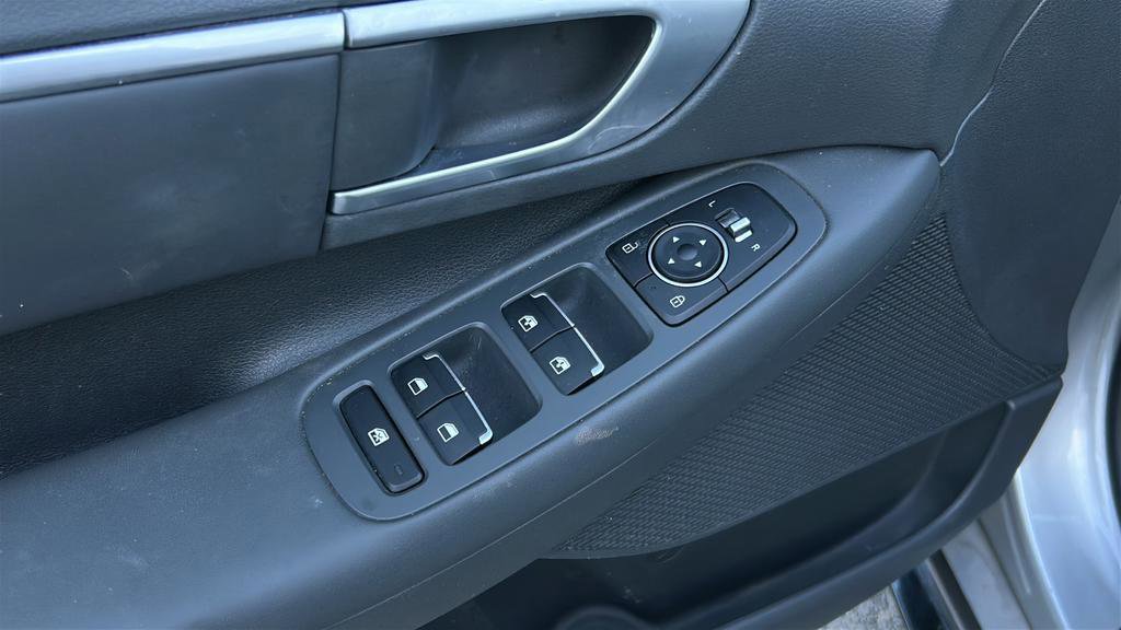 Used 2020 Hyundai Sonata SEL FWD image 9