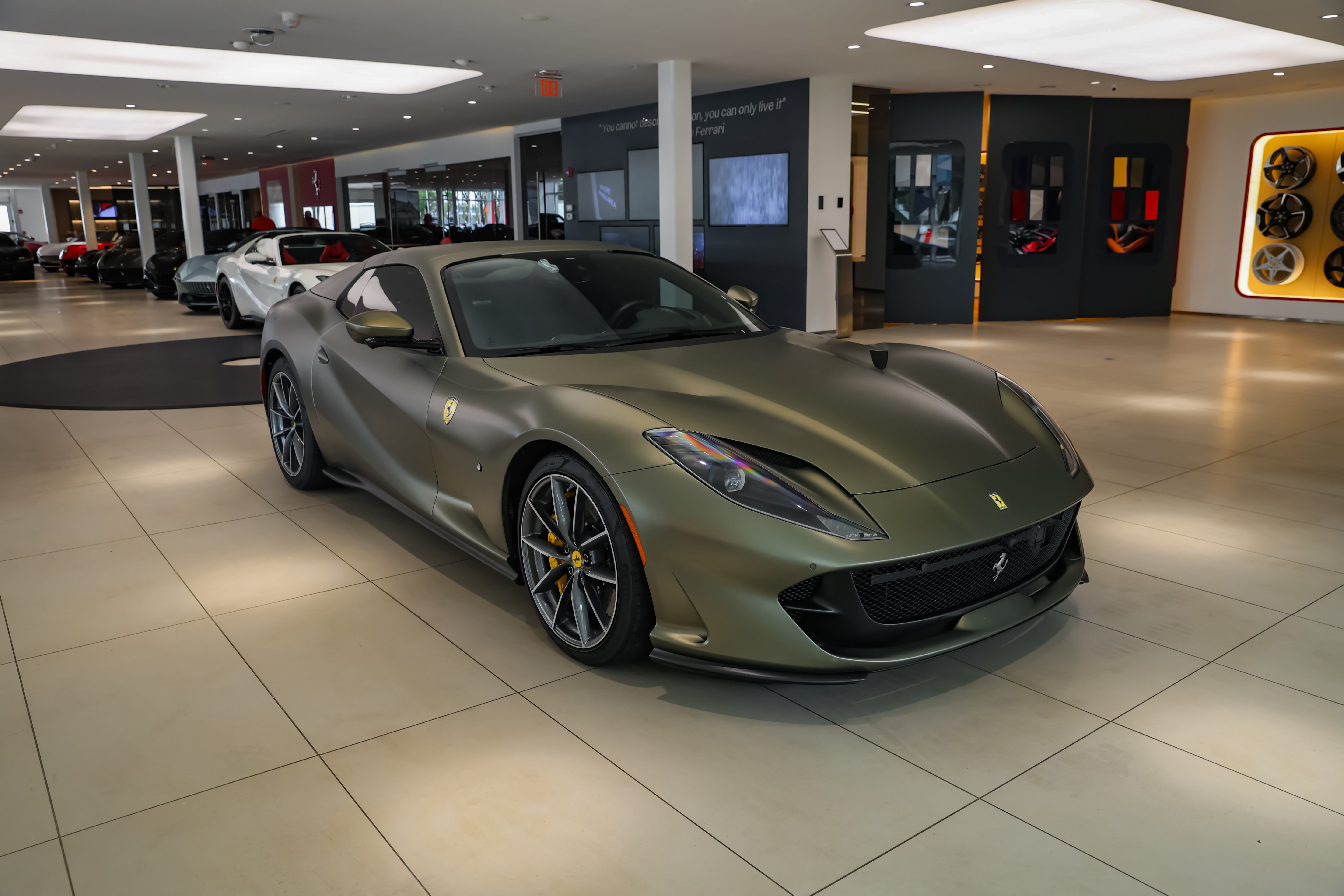 Used 2021 Ferrari 812 GTS RWD image 32