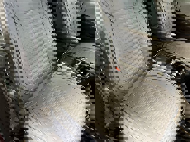 Used 2021 Chrysler Pacifica Touring image 27