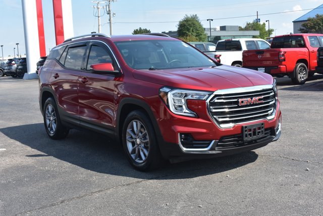 Used 2023 GMC Terrain SLT FWD image 3